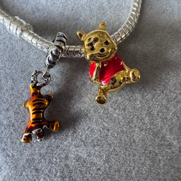 Winnie the Pooh and Tigger Charms fits PANDORA - Picture 6 of 8